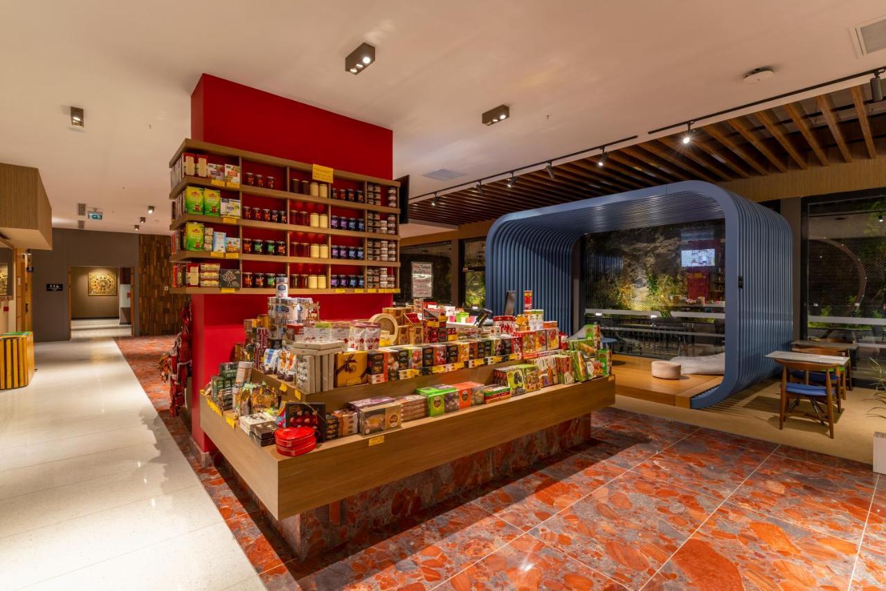 Mercure Trabzon Hotel 외부 사진 The Coffee Bean & Tea Leaf in Hong Kong