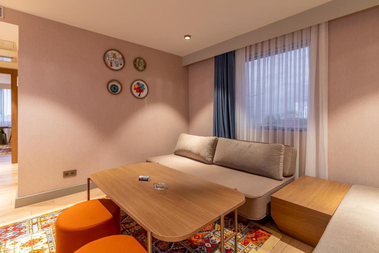 Mercure Trabzon Hotel 외부 사진 A room at the hotel